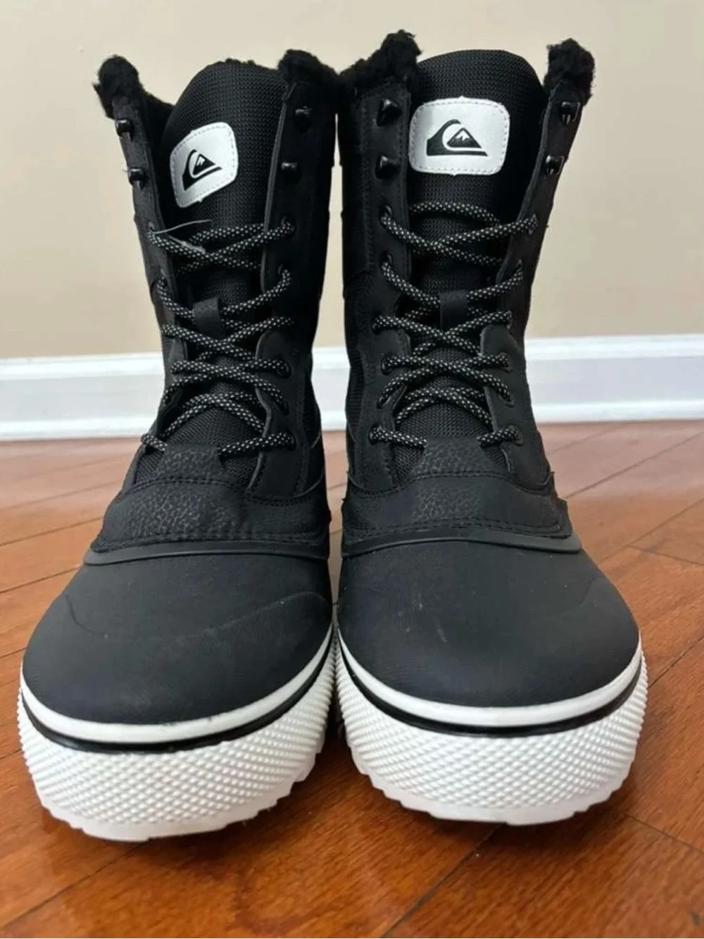 Quiksilver Mens Boots Sub Zero Hi Water Resistant Snow 3M Thinsulate RARE NEW!